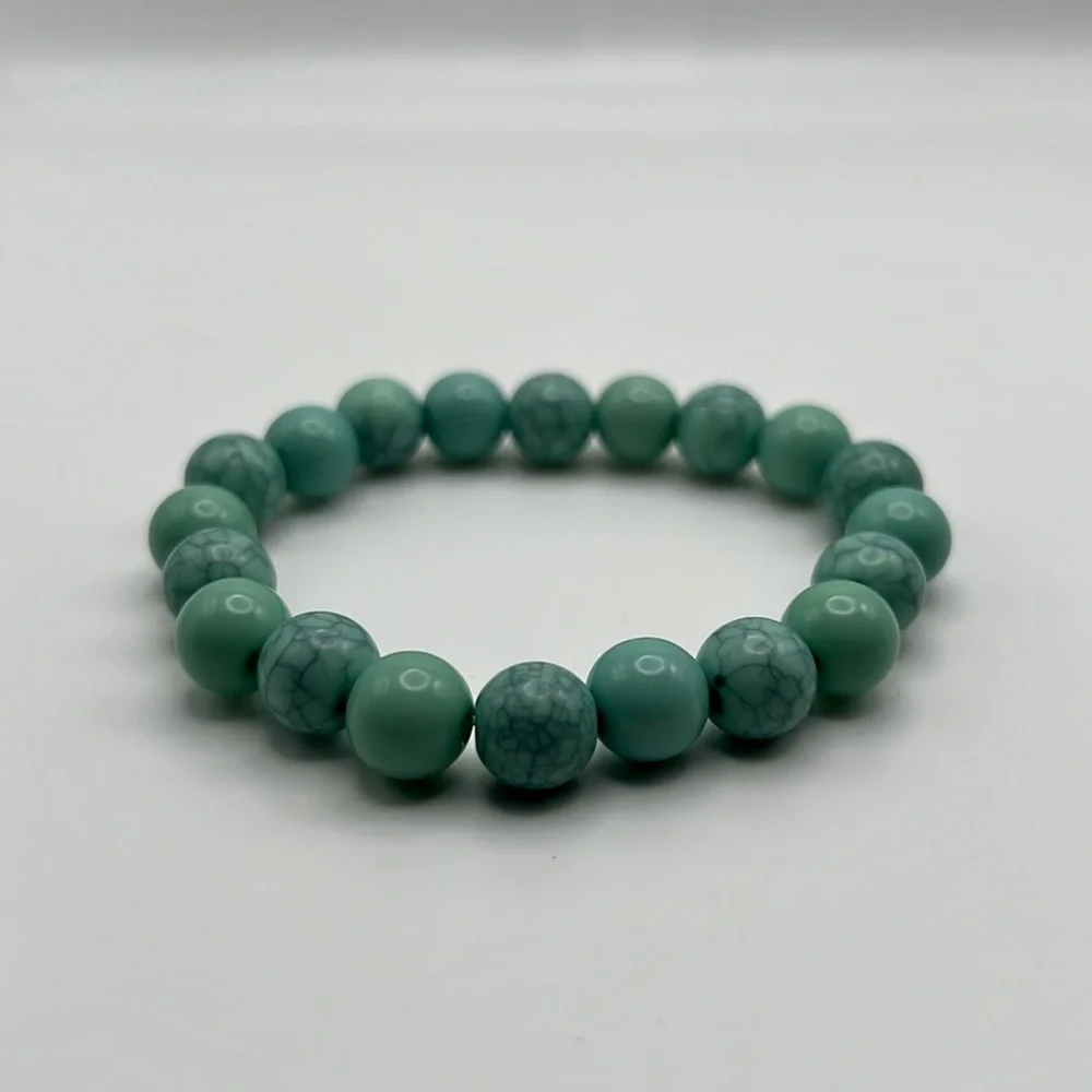 7” Aqua Beaded Bracelet - Picture 2 of 2